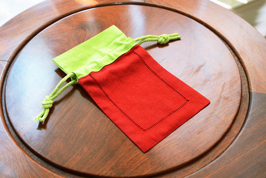 Hemstitch sachet bag, multi color red & hot green top